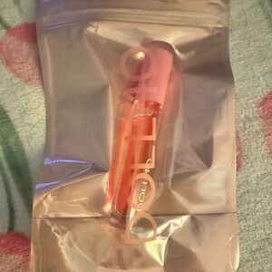 Doll 10 Perfect Pout Plumping Lip Oil